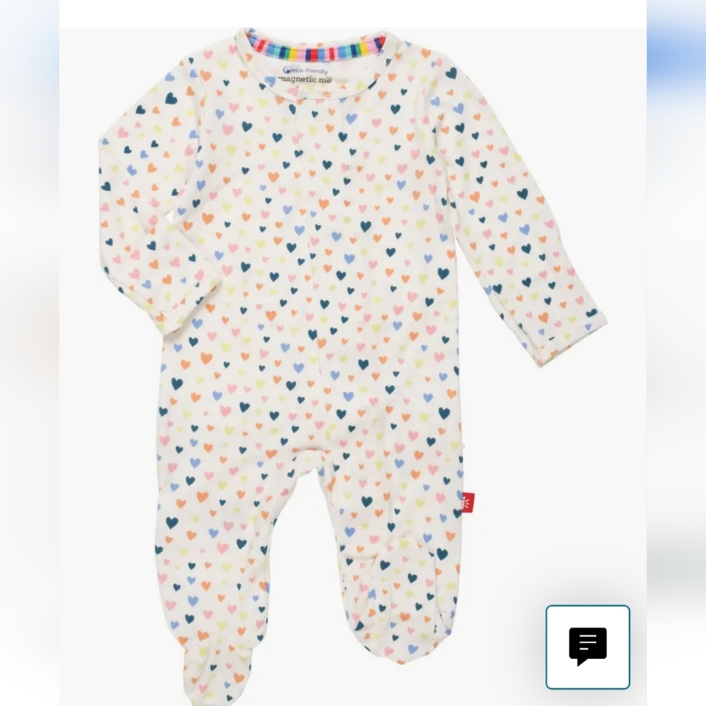 Nwot! Magnetic me love at first sight baby girl footie